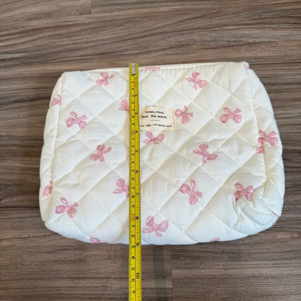 Brand New Makeup Pouch and Reusable Makeup Remover Round, Beauty Blender & Puff